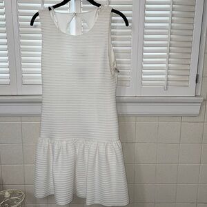 Bisou Bisou dress ribbed key hole back white